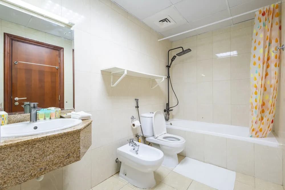 SuperHost - Tranquil Oasis in the Heart of Dubai Lakepoint N2 - photo 19