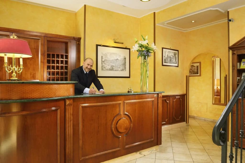 Hotel Tuscolana - photo 21