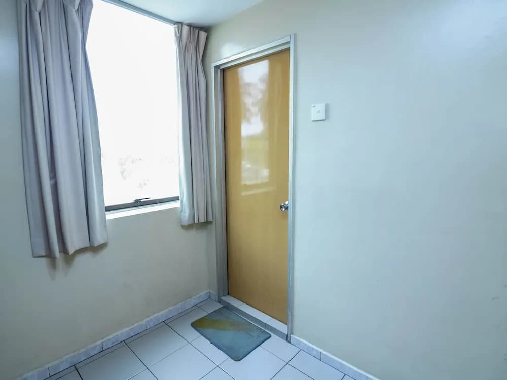 Super Oyo 447 Comfort Hotel Meru - photo 7