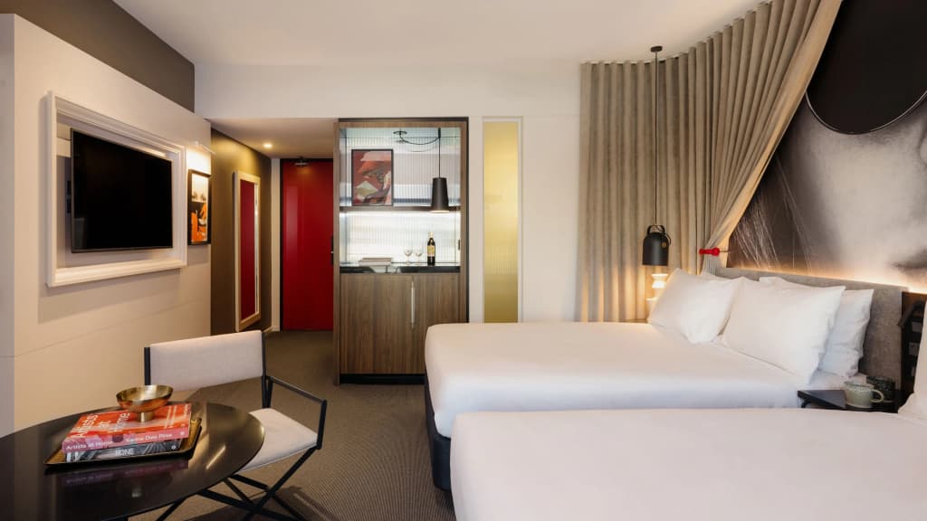 Hotel Indigo Melbourne on Flinders by IHG - photo 4