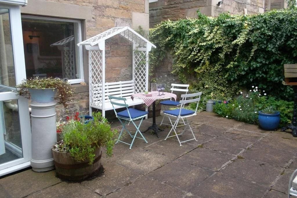 West End Twelve Holiday Apartment - photo 6