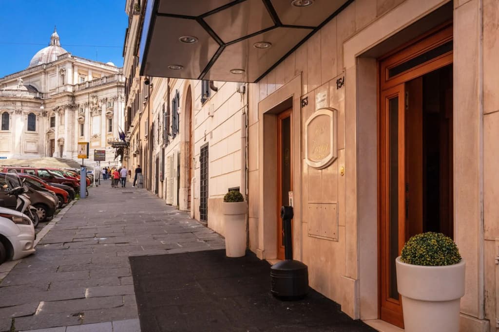 Hotel Verona - photo 36