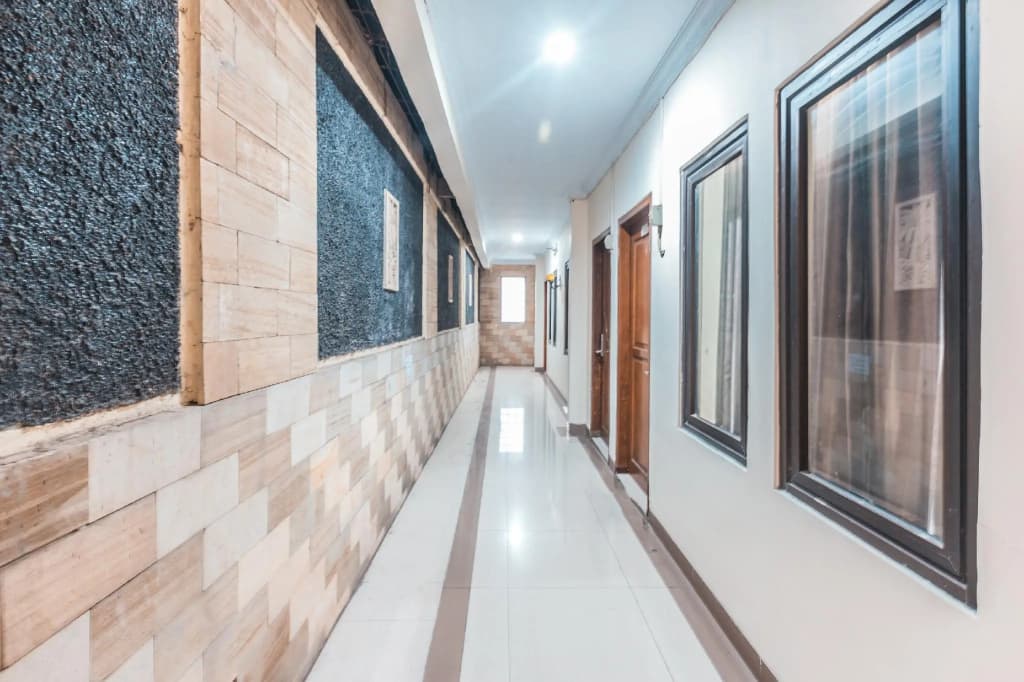 OYO 1667 Wisma Lux Barkah - photo 12