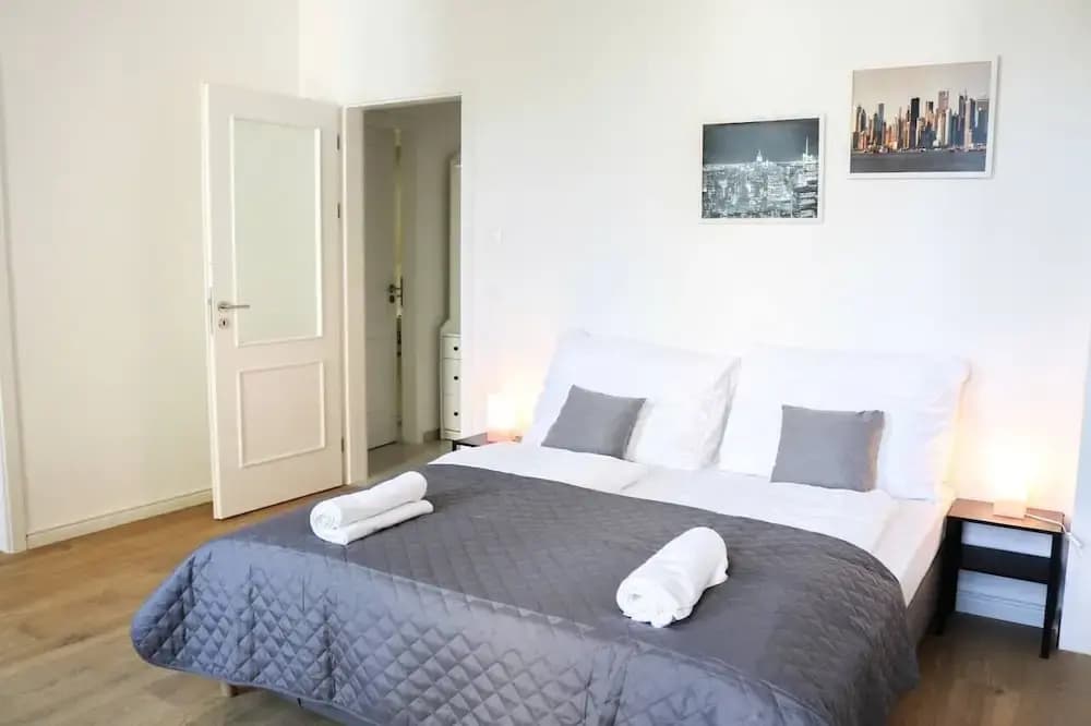 Rose suites and rooms - photo 2