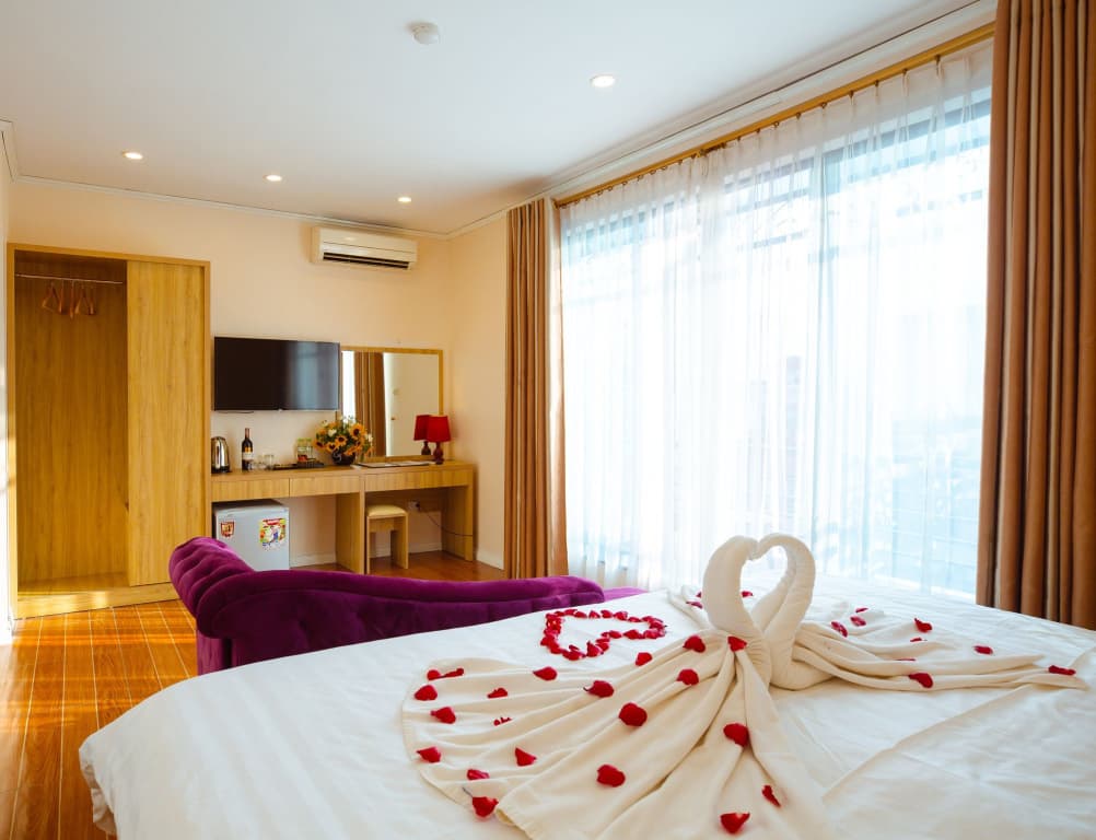 Royal Hotel - photo 9