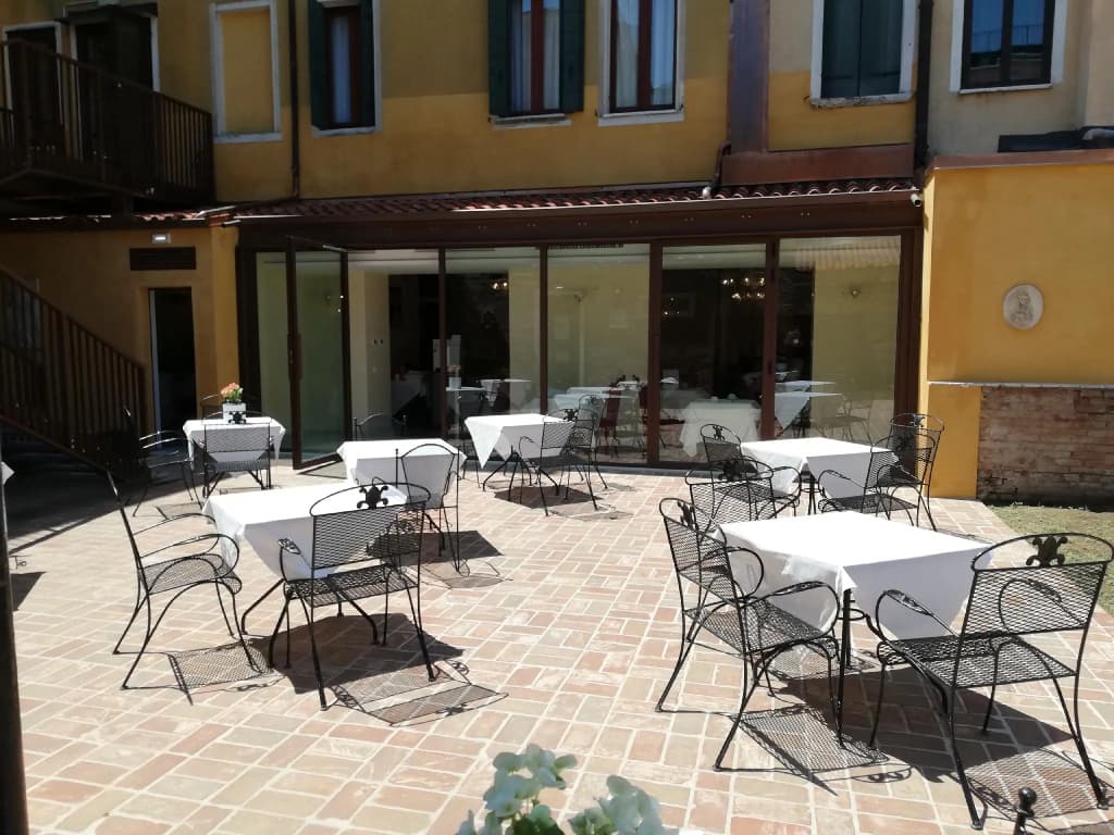 NH Venezia Santa Lucia Hotel - photo 21