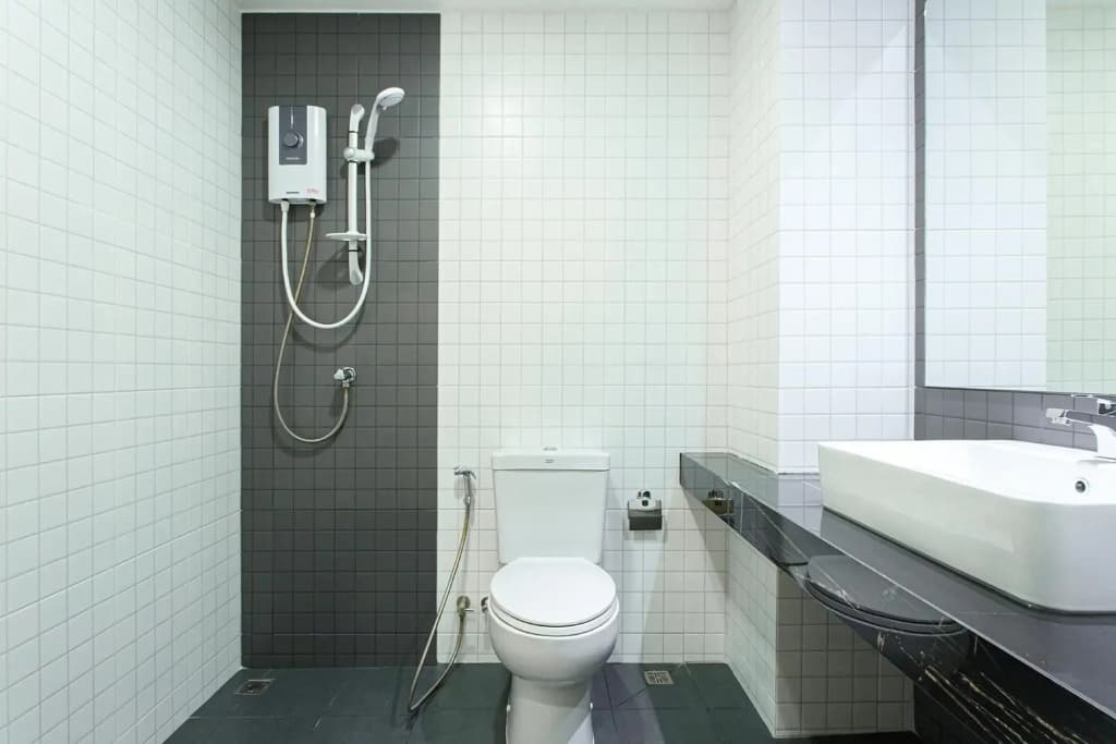 Chanapat Hotel - photo 9