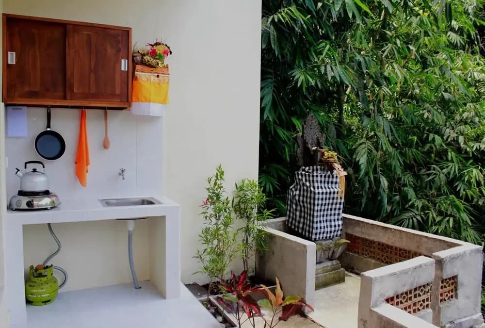 Bali Manwarsa Guest House - photo 17