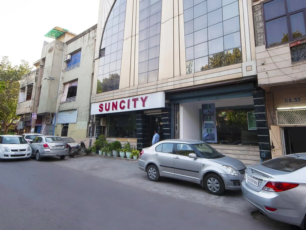 Hotel Sun City by OYO - photo 1
