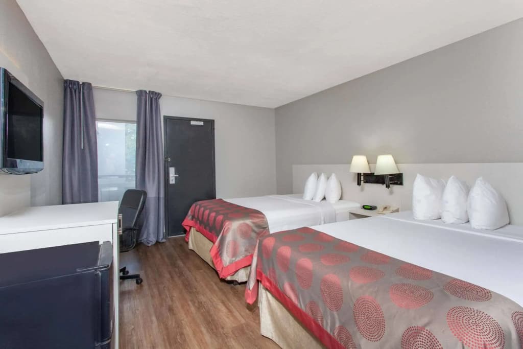 Quality Inn Orlando Near International Drive - photo 7