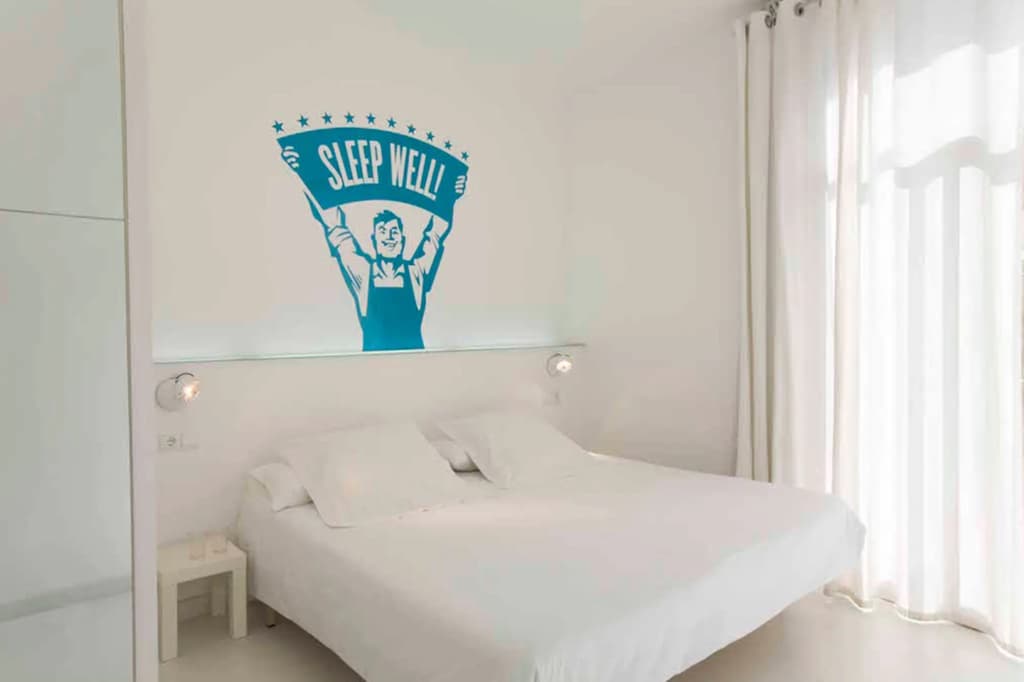 Apartamentos Mayerling Bisbe Urquinaona - photo 5