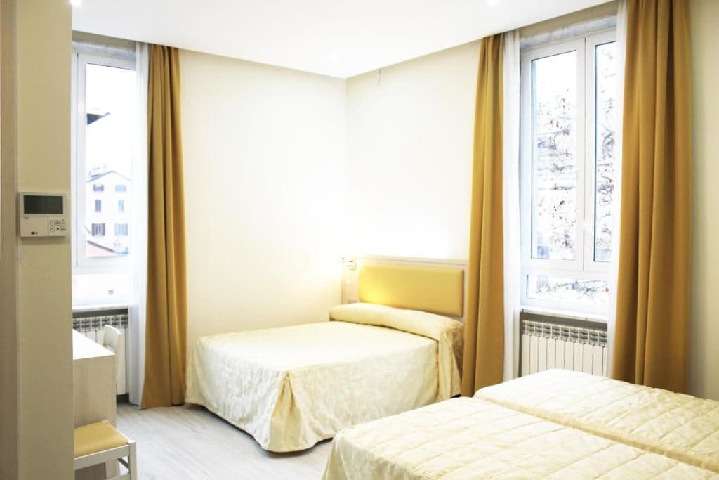 Metropoli Hotel - photo 13