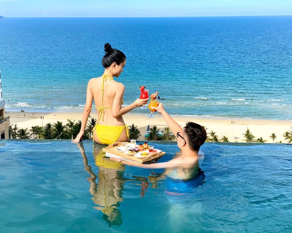 Santa Luxury Hotel - photo 8