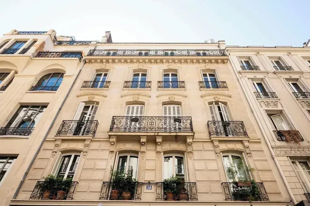 Superb AC- 2bdr Apartement Montaigne/arc de Triomphe - photo 1