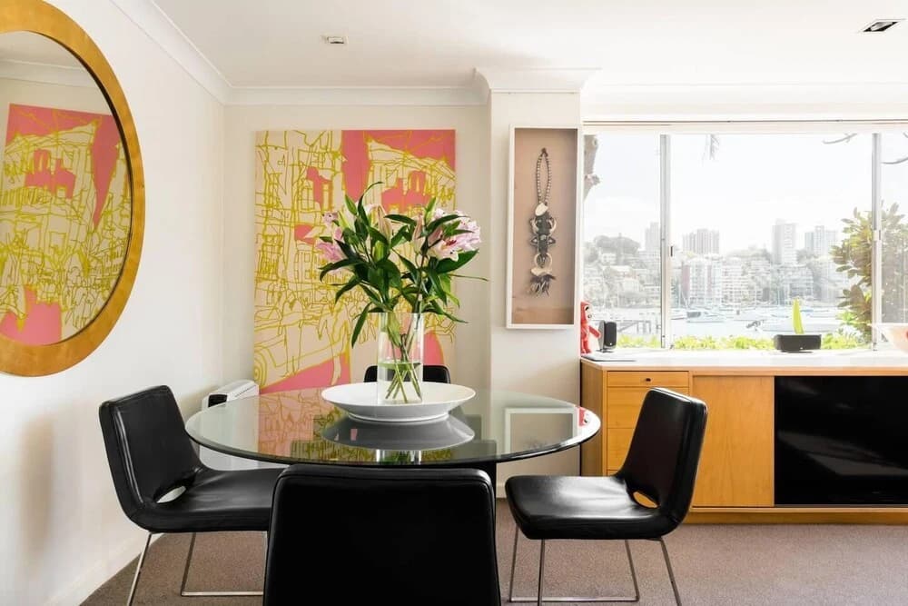 Waterfront Apartment Brimming With Inspirational Artwork - photo 6