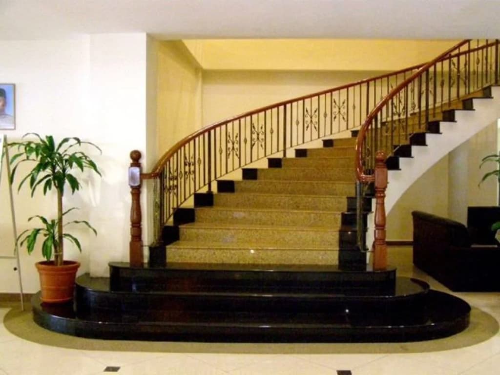 Carlton Holiday Hotel & Suites - photo 11