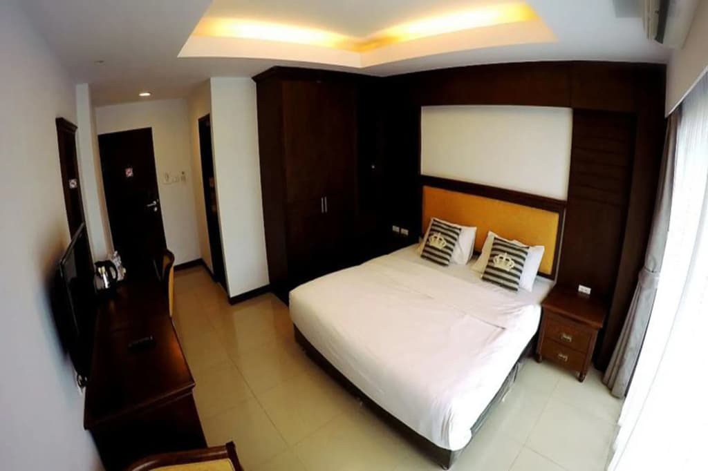 OYO 898 Sota Residence - photo 5