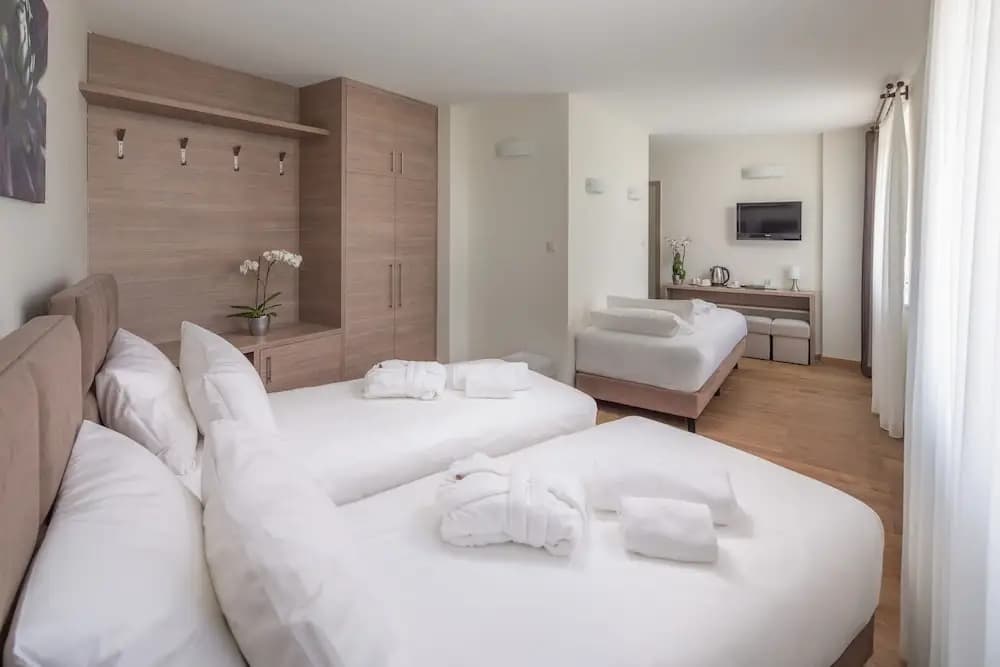 Hotel Benta - photo 5