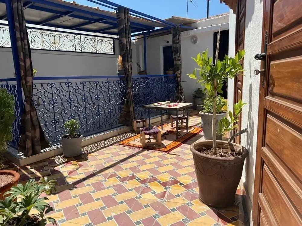 Jenna House - Hostel - photo 12