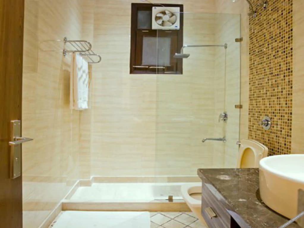 Evergreen Suites Defence Colony - photo 6