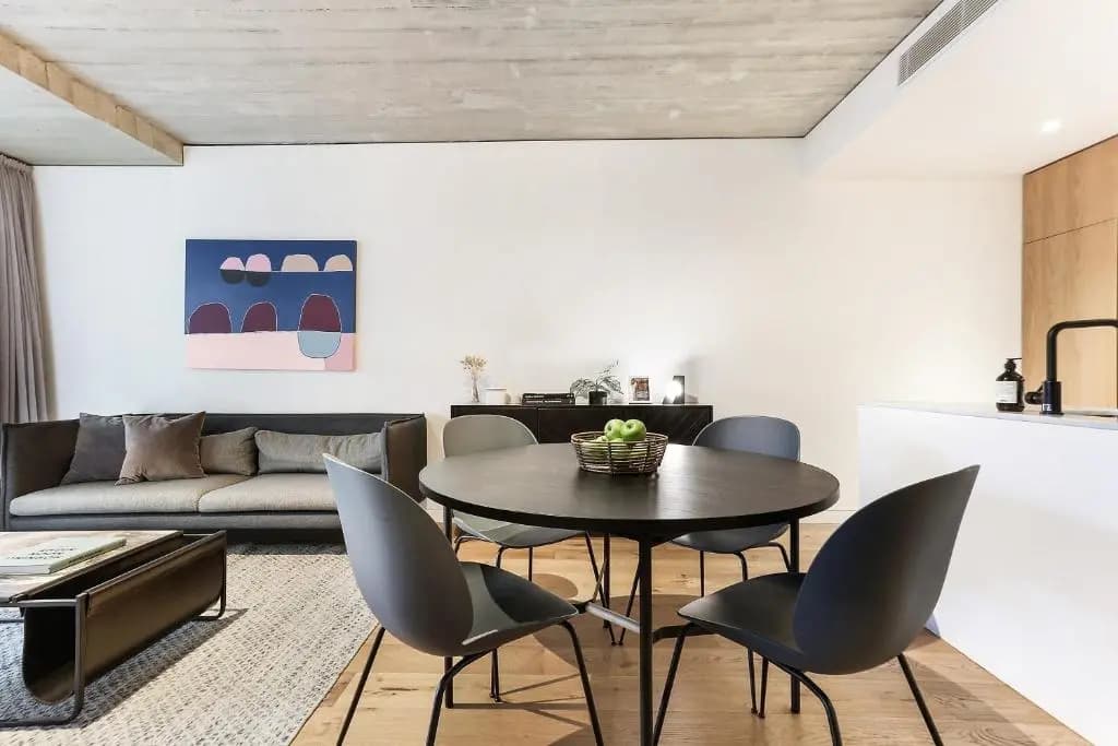 Stylish 1 bedroom retreat in trendy Surry Hills - 6 BRK - photo 6