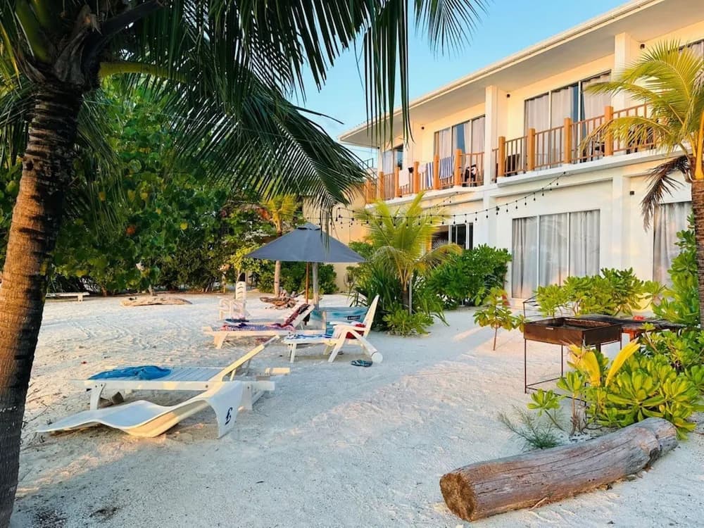 The Sunset Villa - photo 1