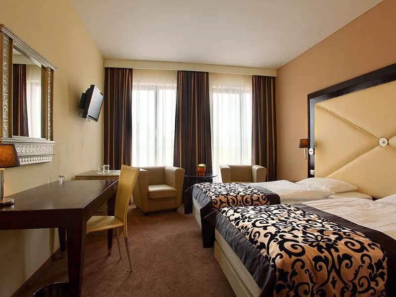 Elephant Design Hotel - photo 2