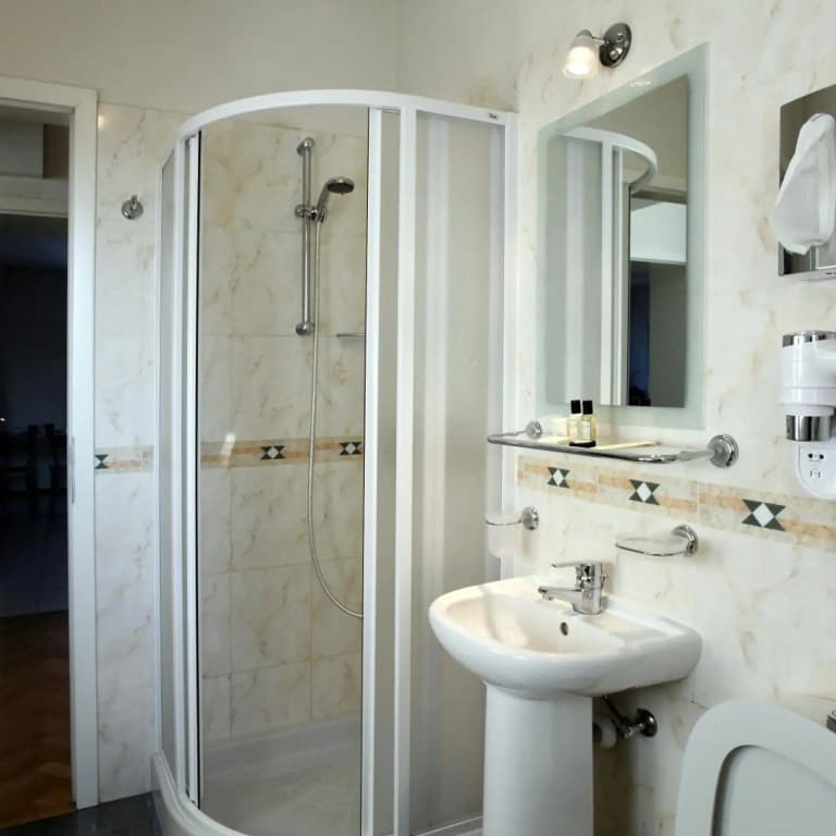 Hotel Suite Home Prague - photo 41