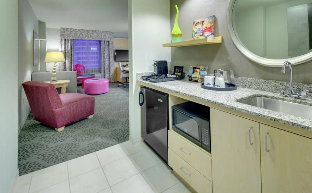 Hampton Inn & Suites Miami/Brickell-Downtown - photo 41