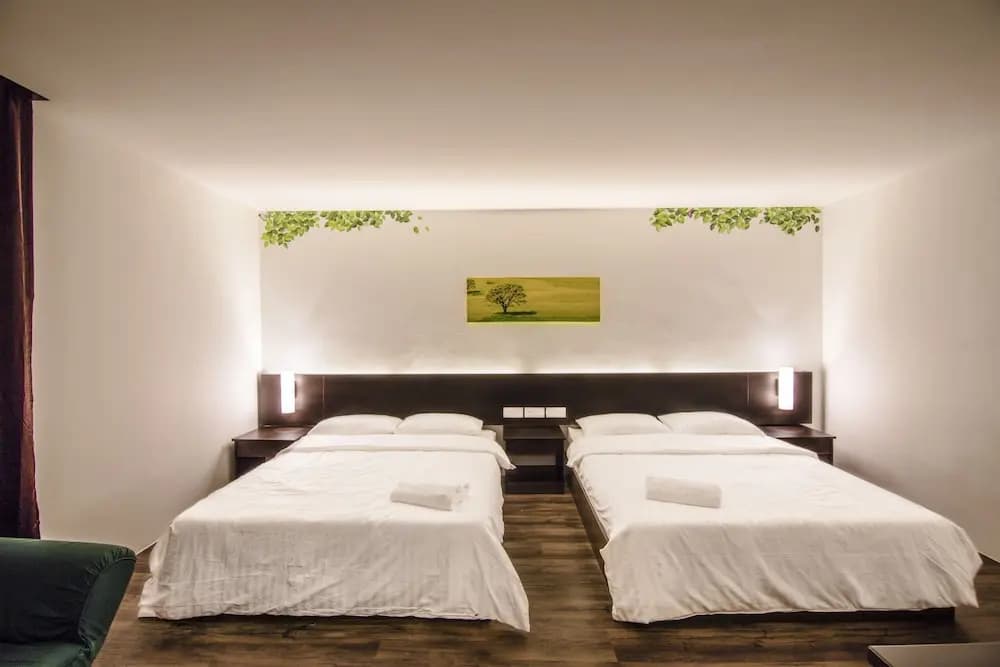 The Grace Hotel - photo 12