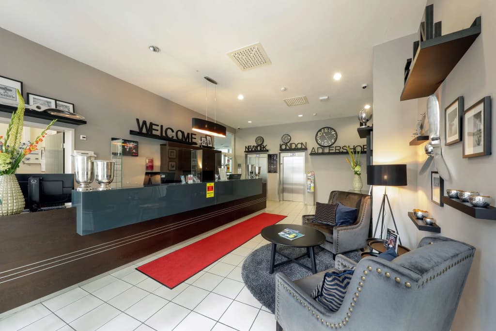Airporthotel Berlin Adlershof - photo 2