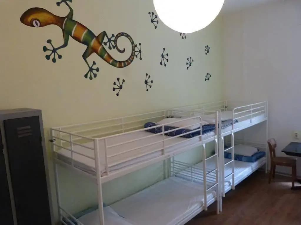 Corner Hostel - photo 9