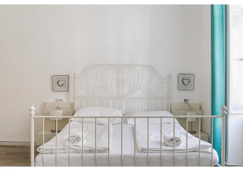Elegant 1BR Apt. - Great for Long Stays - photo 15
