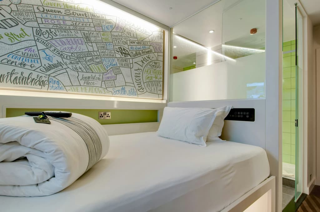 hub by Premier Inn Edinburgh Cc Rose Street - photo 8