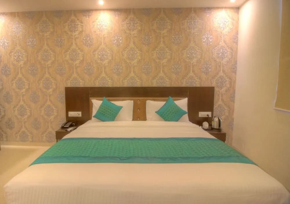 Hotel Paragon Suites - photo 6