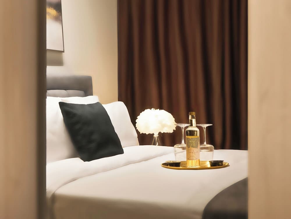 Athens Eleven Luxury Apartments - photo 4