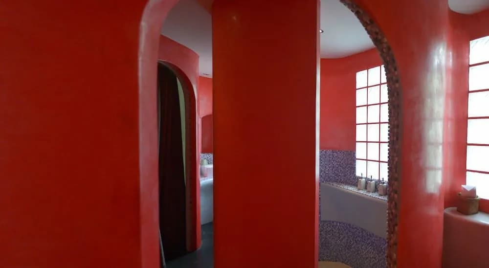Le Divine Comedie Beach Resort - photo 11