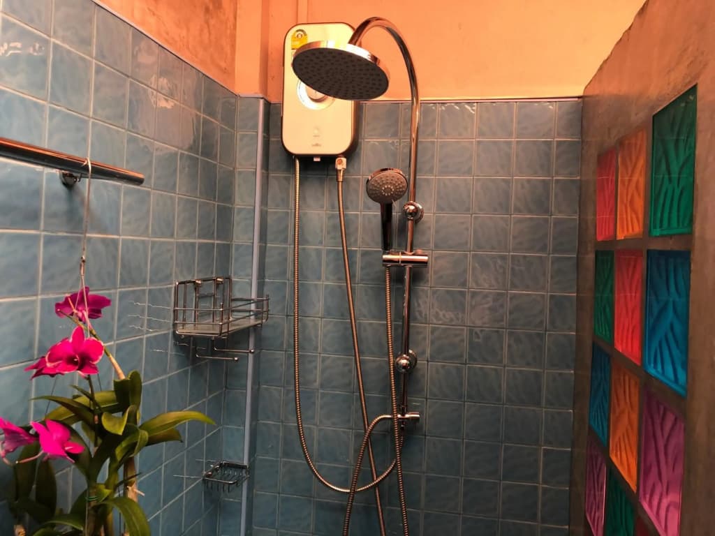One World Bungalows - photo 8