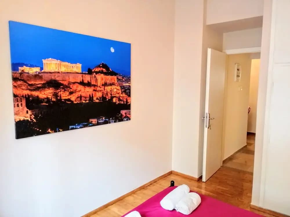 Modern apartment in Acropolis - photo 3