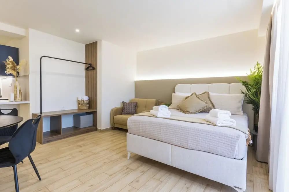 Raise Thiseio Stylish Living - photo 24