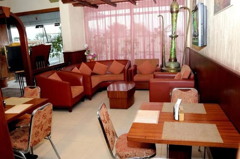 California Suites Hotel - photo 8