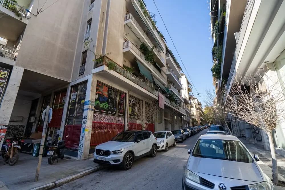 Zan Moreas Beautiful Apt in Koukaki - photo 25