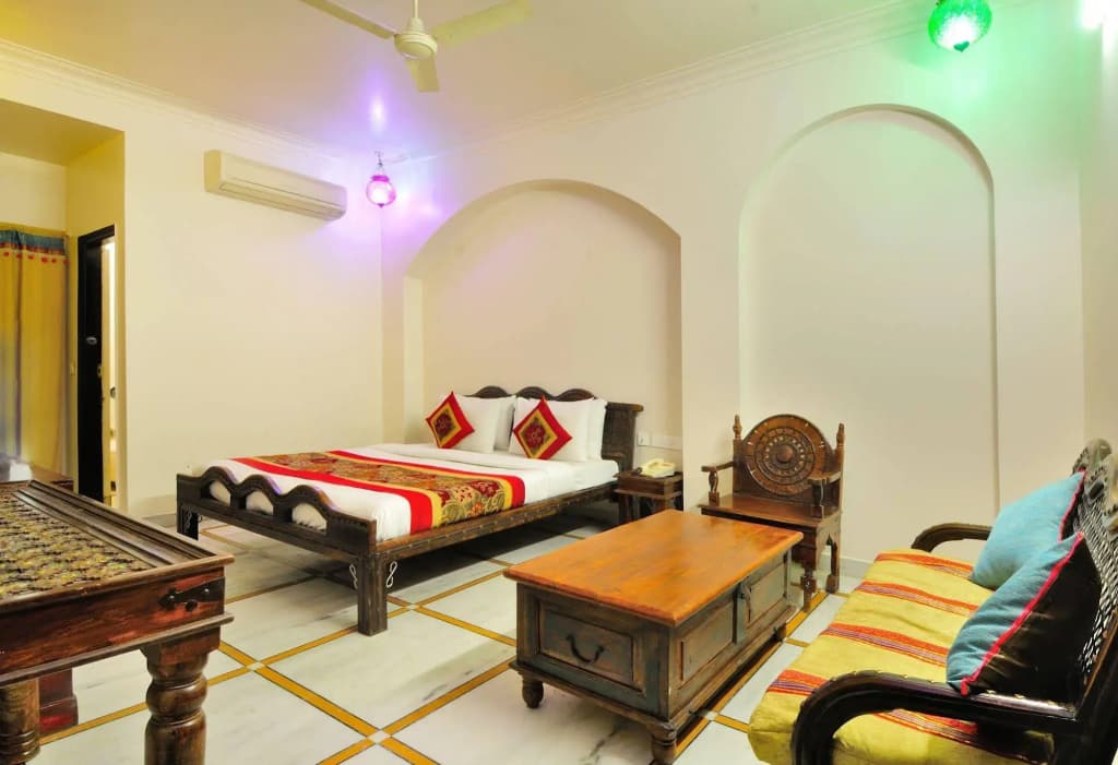 Jyoti Mahal A Royal Heritage Hotel - 5 Mins from New Delhi Railway station & 2Mins From Metro - photo 6