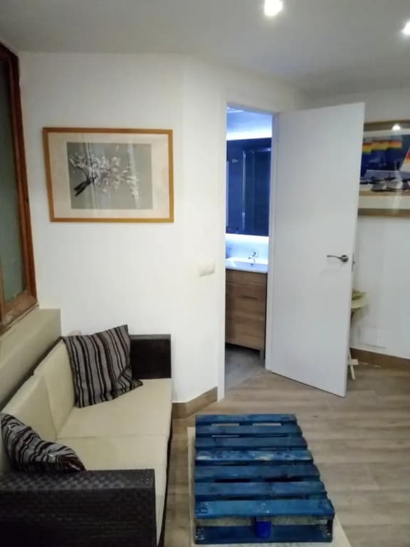 Studio in Madrid, With Shared Pool, Enclosed Garden and Wifi - photo 1