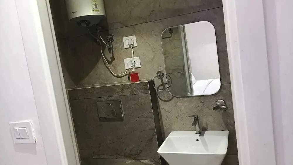 Hotel Red Chilly Adarsh Nagar - photo 9
