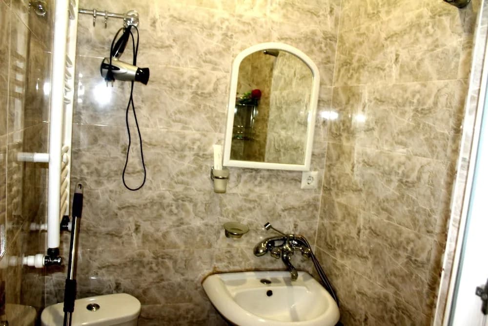 Old Avlabari Rooms - photo 10