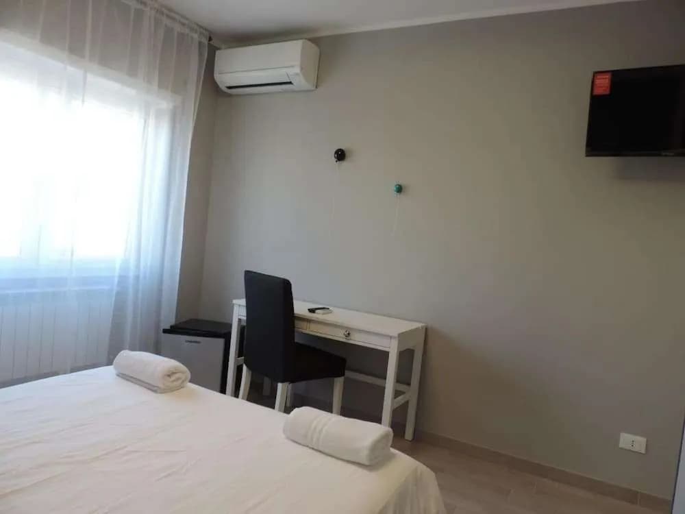 Pretty Tiburtina Room - photo 14