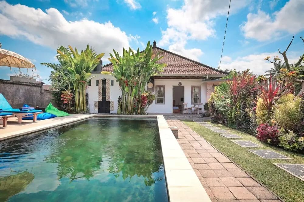 Ubud Glassy Villa by Pramana Villas - photo 15