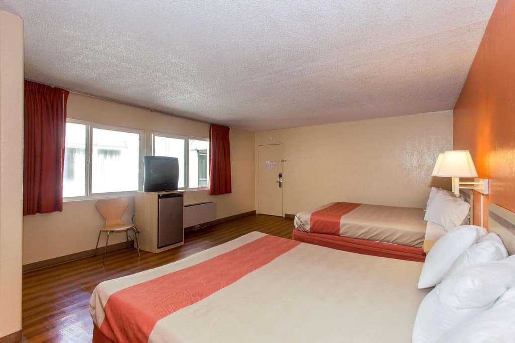 Cathedral Hill Hotel - photo 20