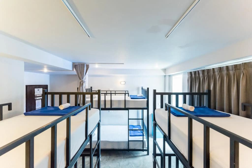 Hip Hostel - photo 12